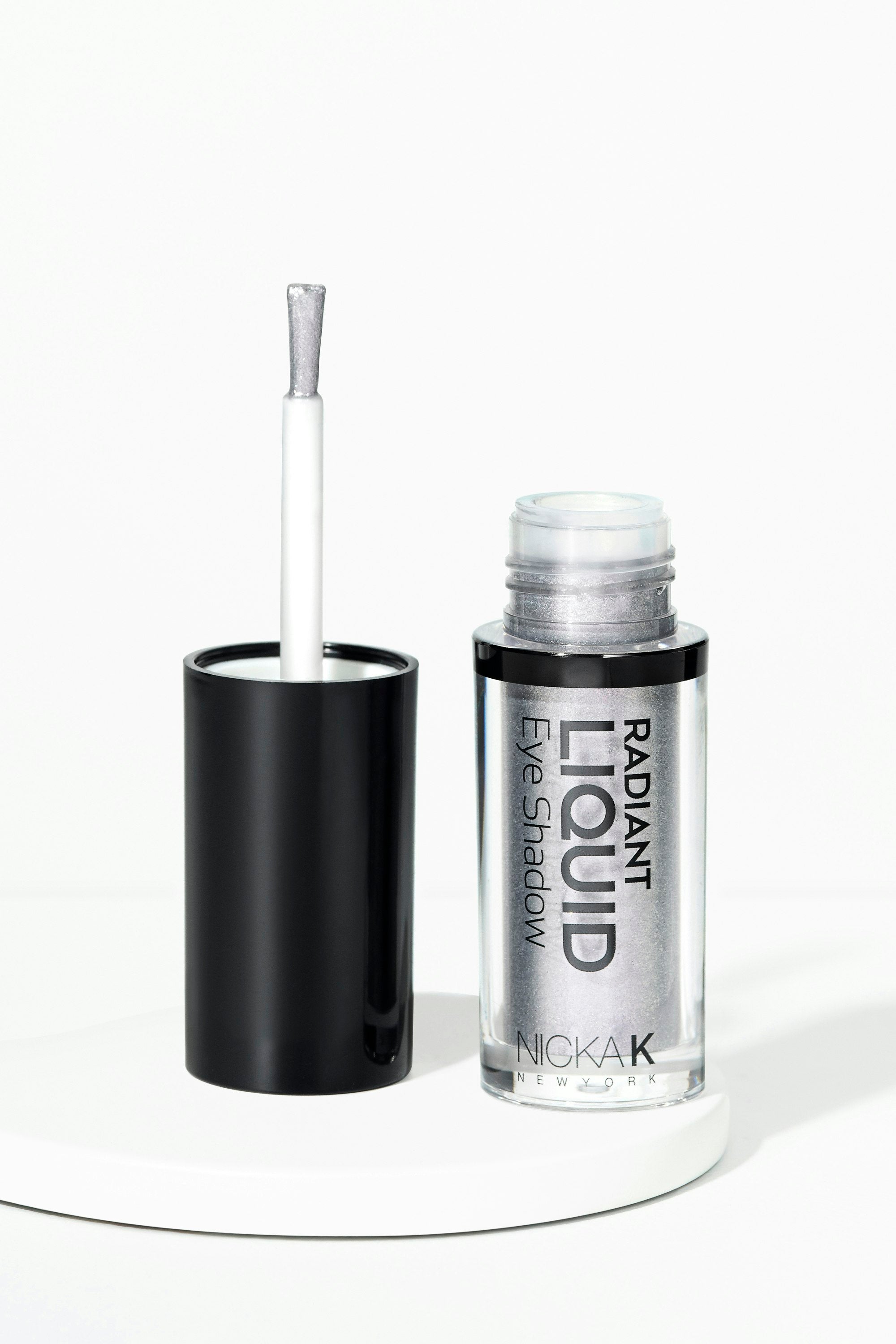 Radiant Liquid Eye Shadow