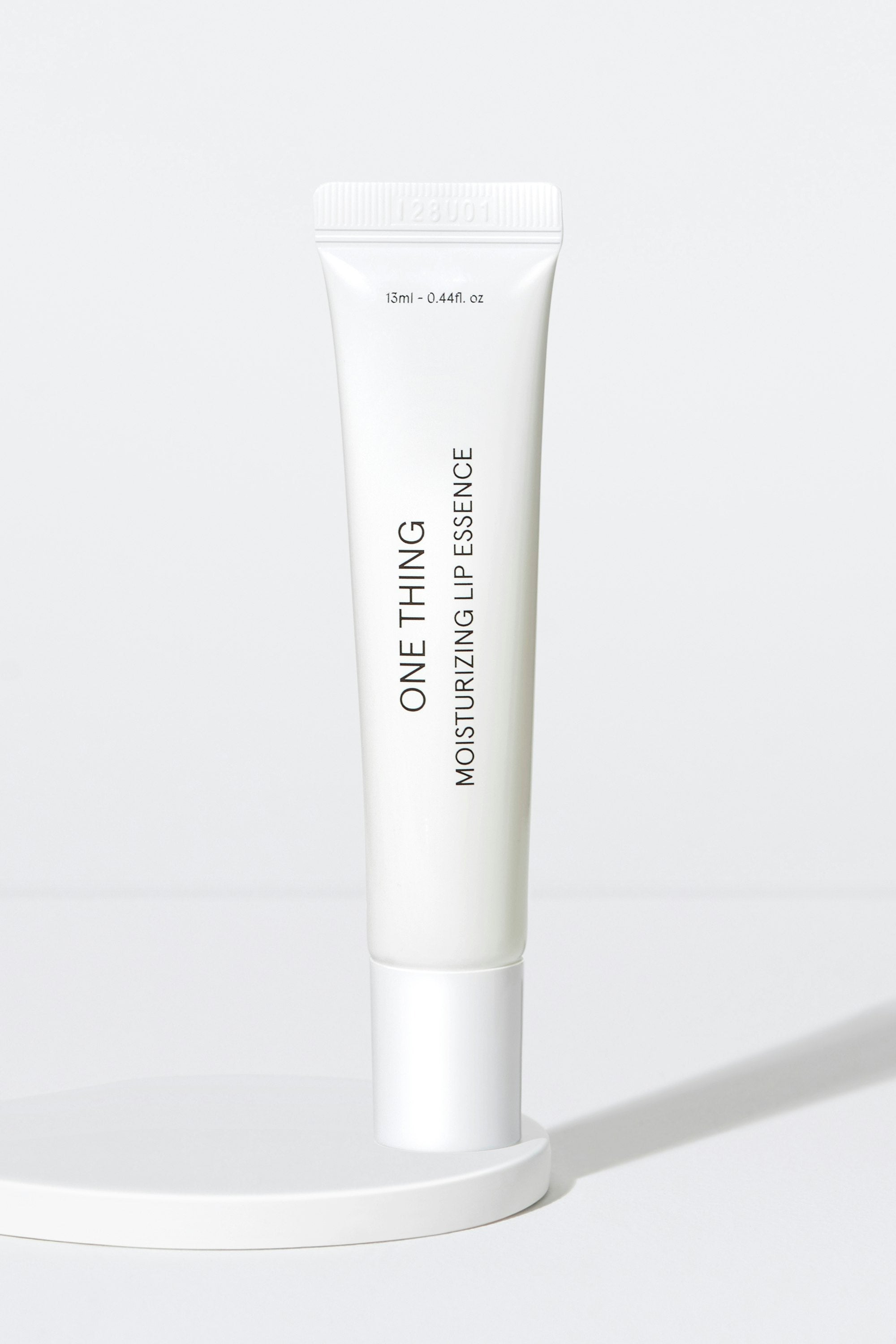 Moisturizing Lip Essence