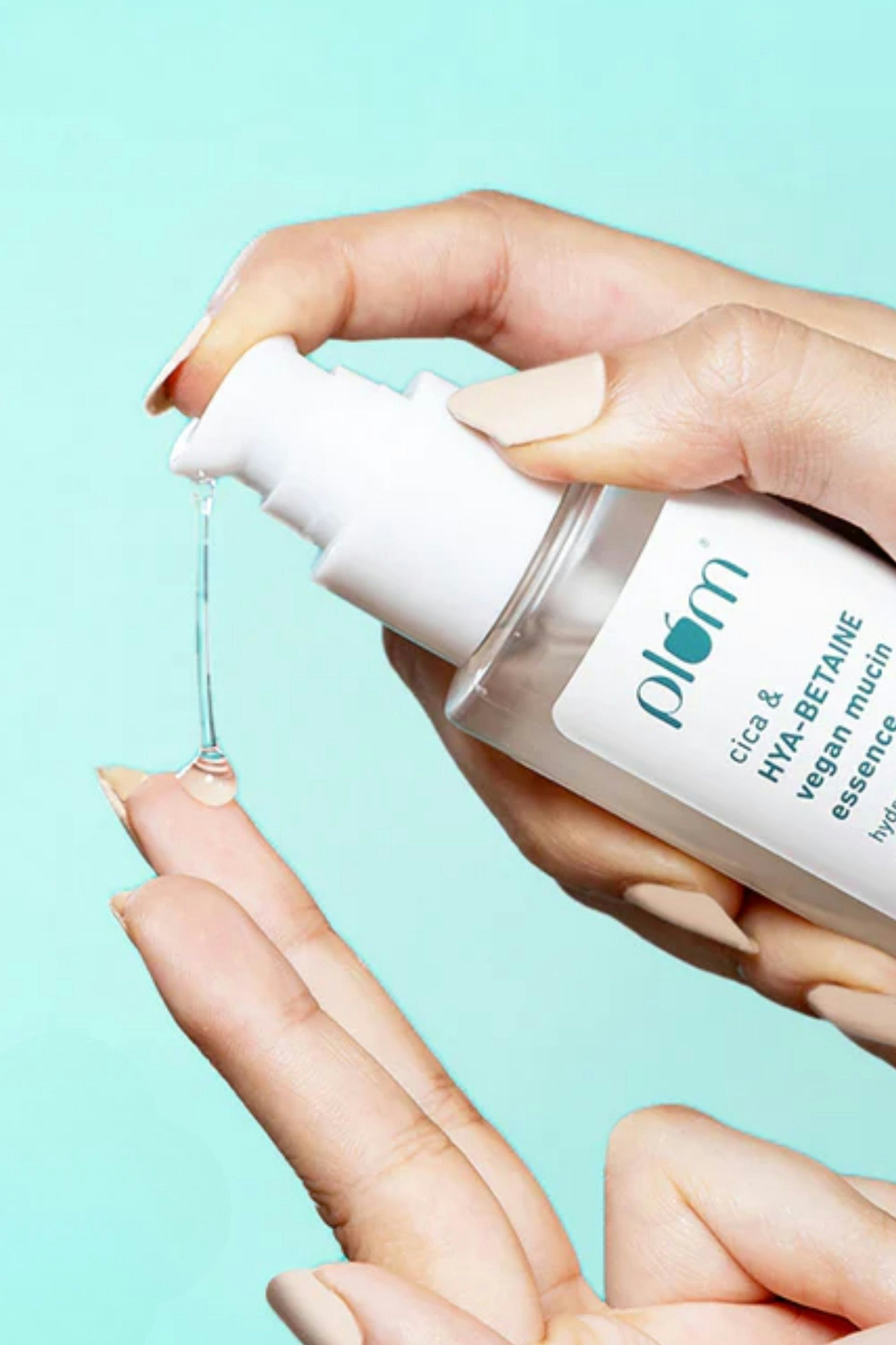 Cica & Hya-Betaine Vegan Mucin Face Essence