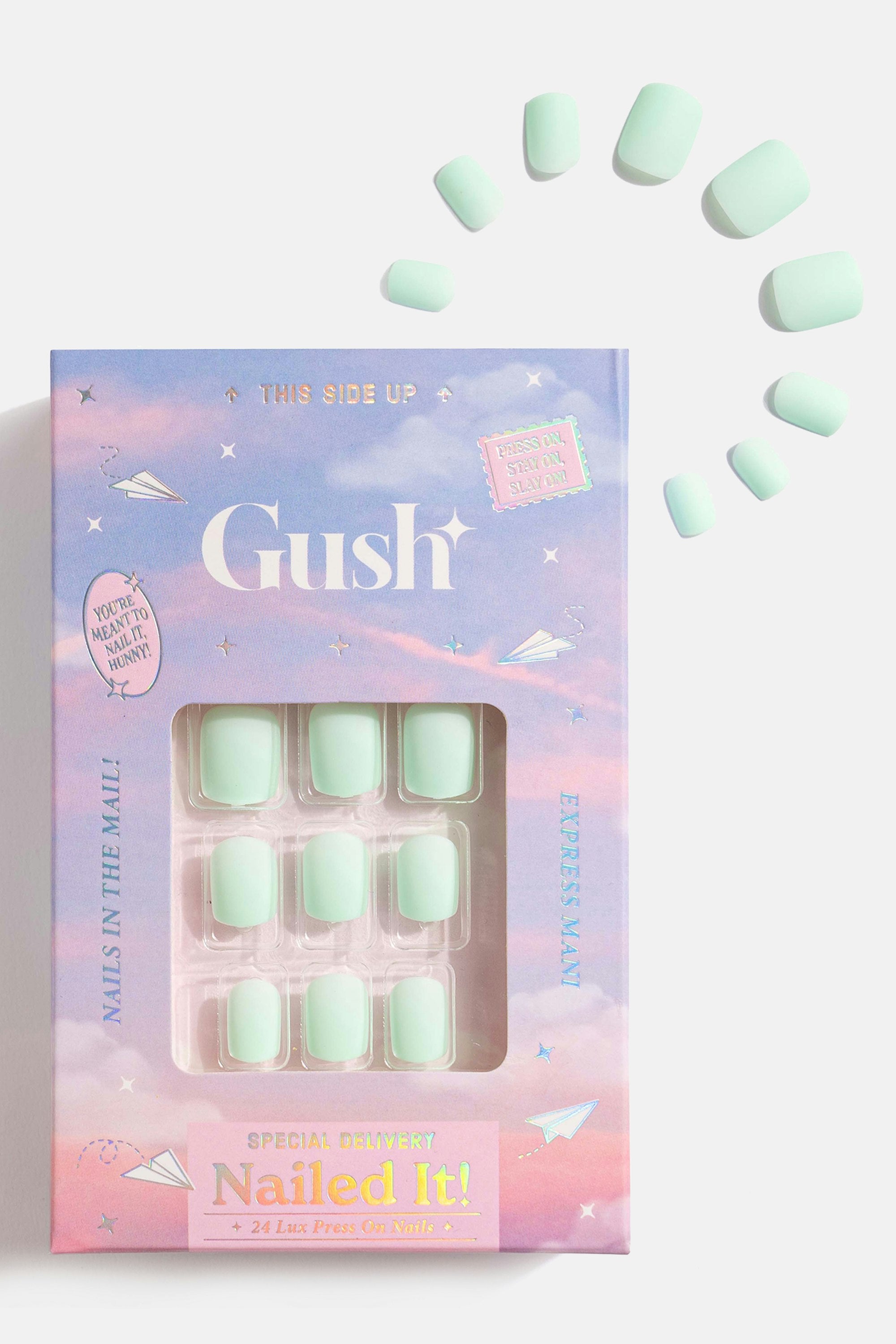 Press On Nail, Mint Green - Medium Almond