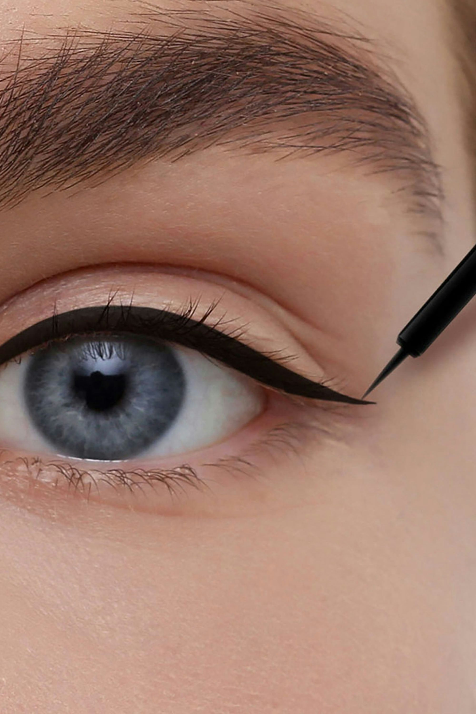 Professional Eyeliner Liquid With Soft Brush
