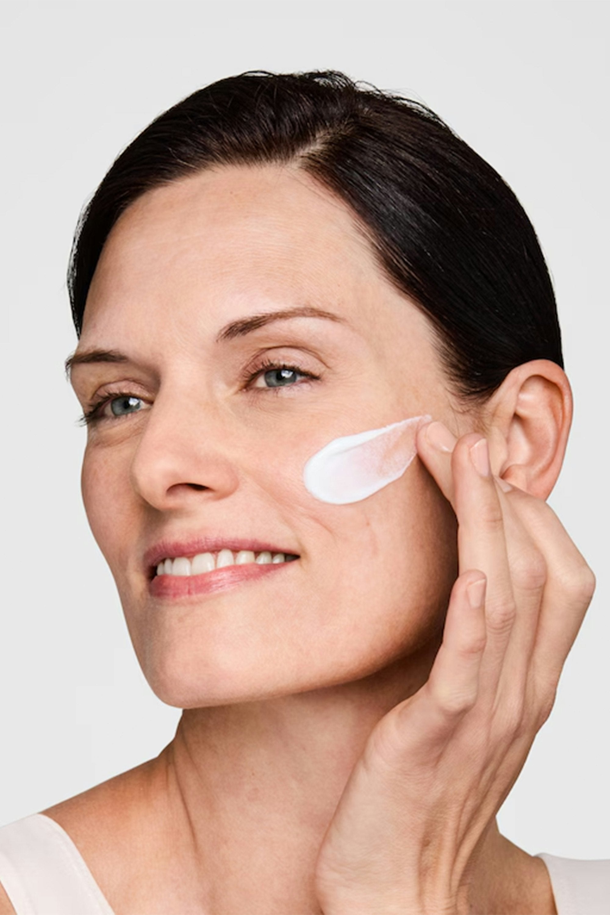 Daywear Multi-Protection Anti-Oxidant 24H-Moisture Creme SPF 15 - Normal to Combination Skin