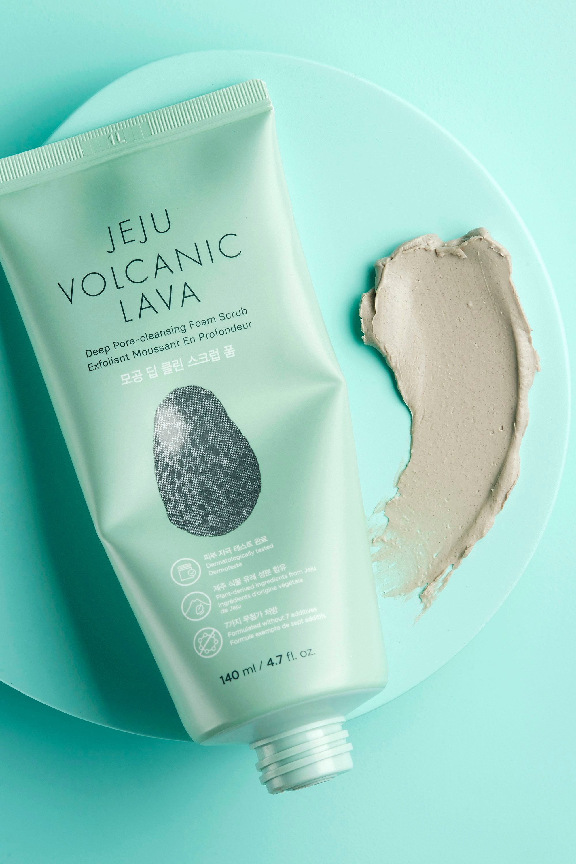 Jeju Volcanic Lava Pore-Cleansing Foam Scrub