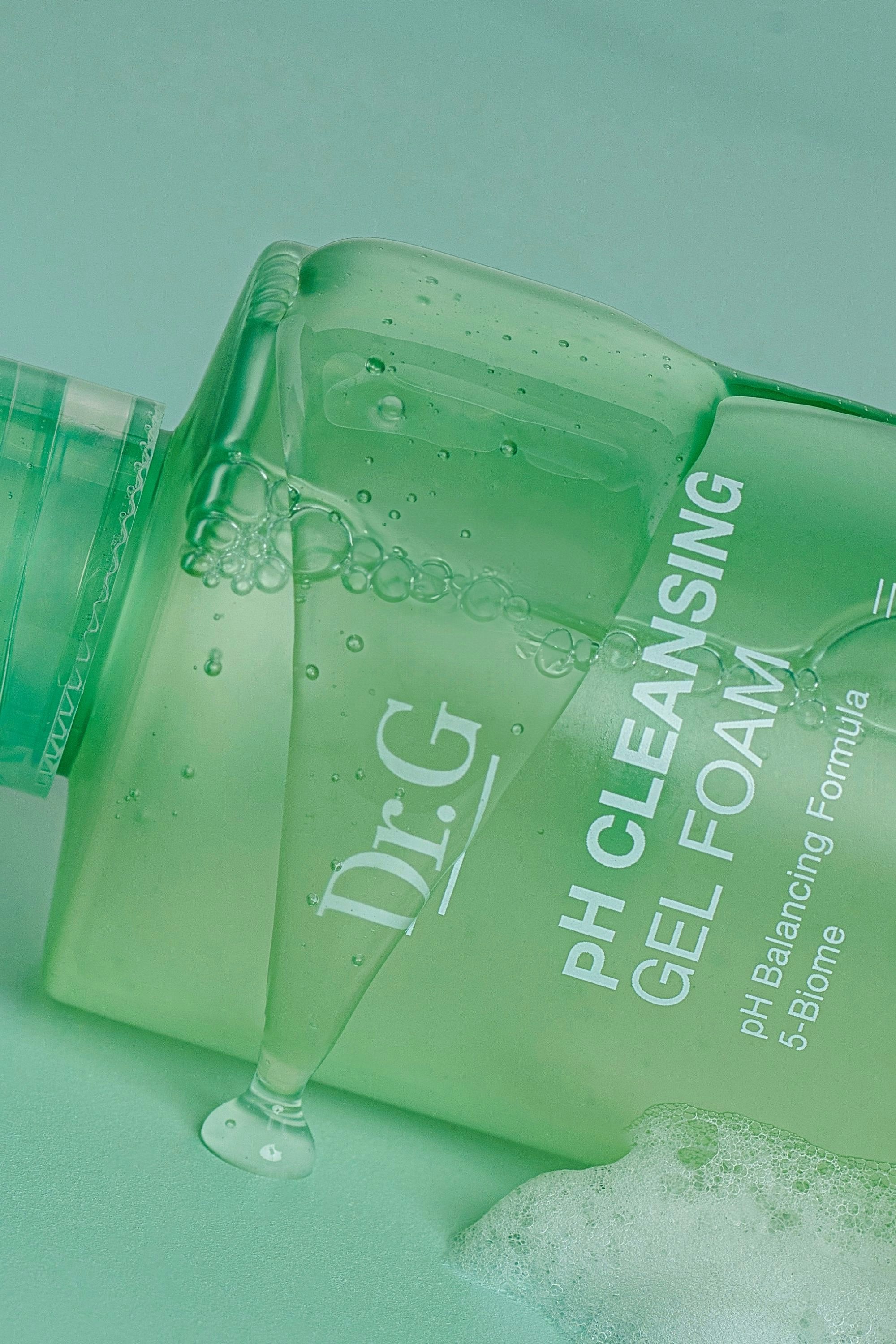 pH Cleansing Gel Foam
