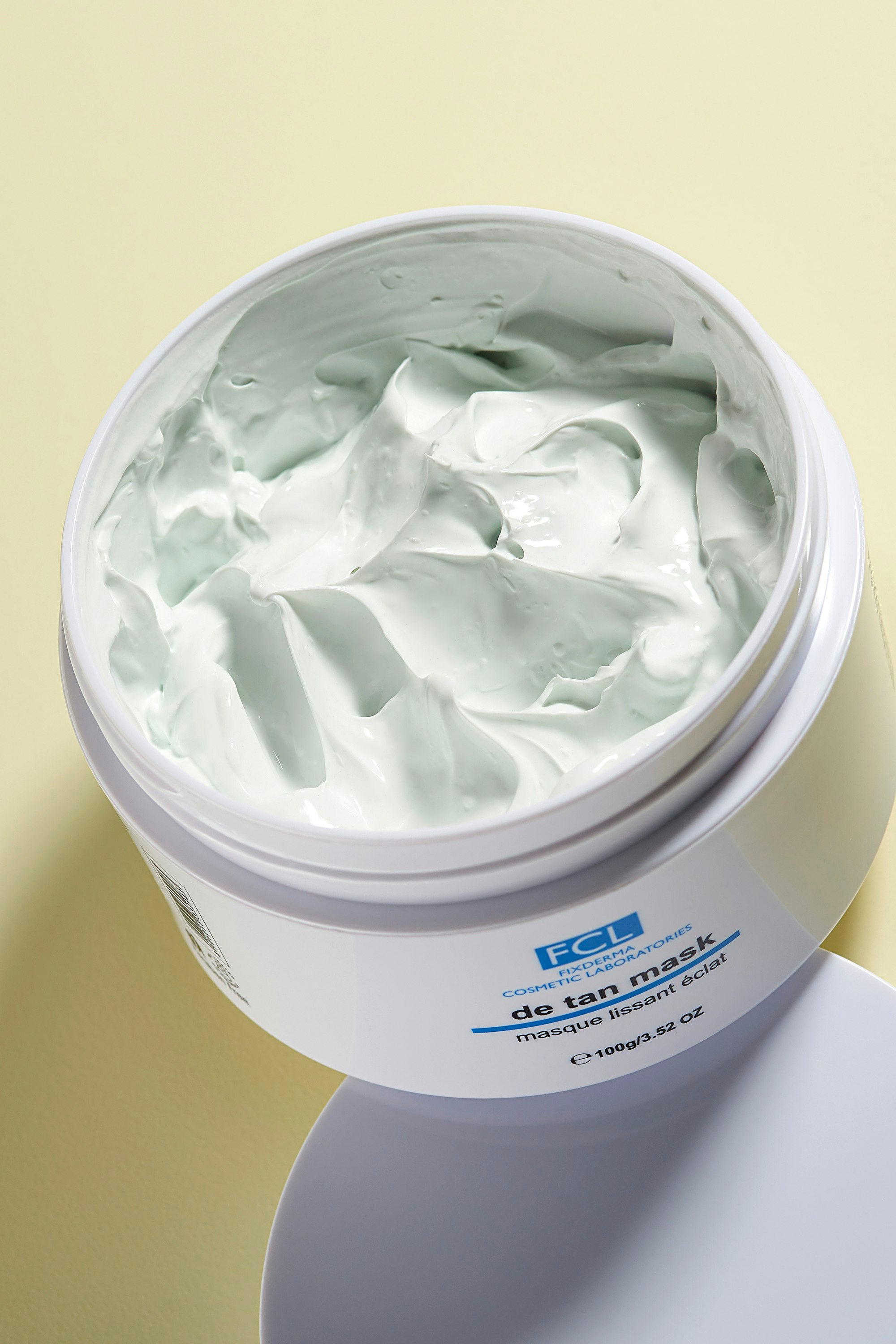 De Tan Mask