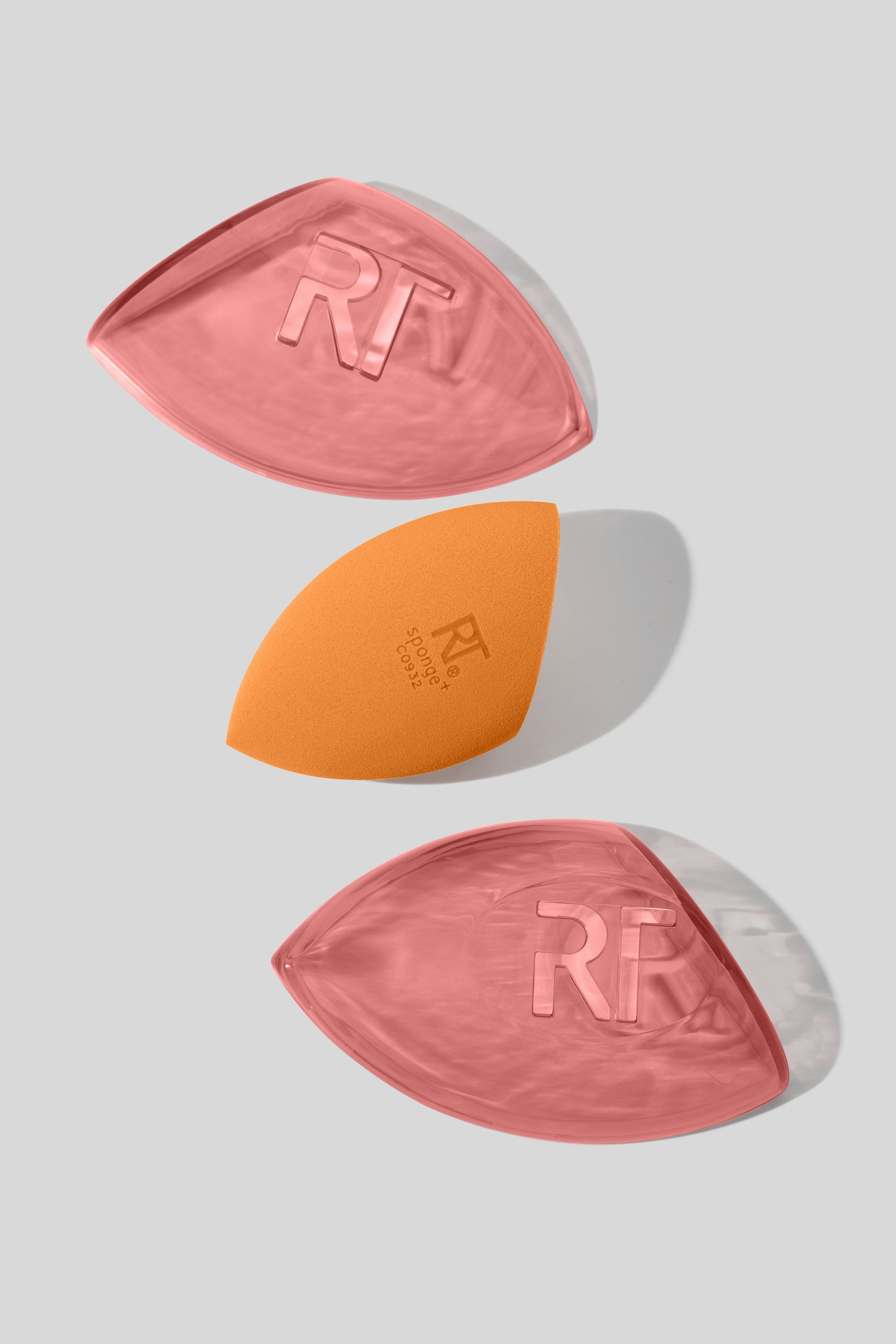 Miracle Complexion Sponge Makeup Blender + Travel Case, 2 Pieces
