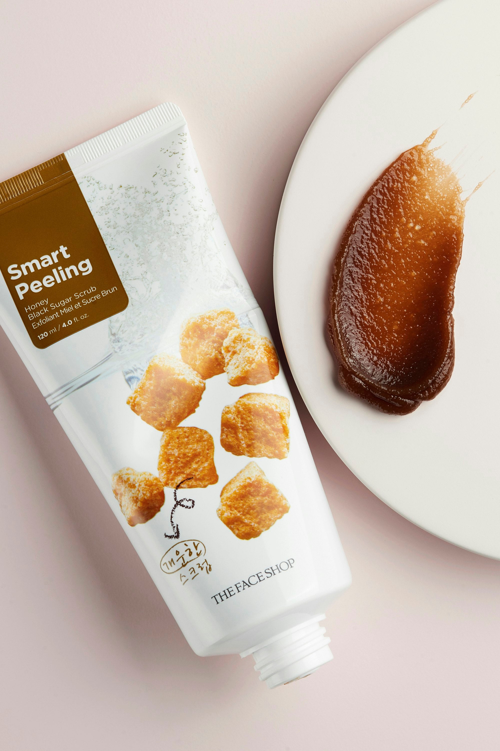 Clearance item: Smart Peeling Honey Black Sugar Scrub