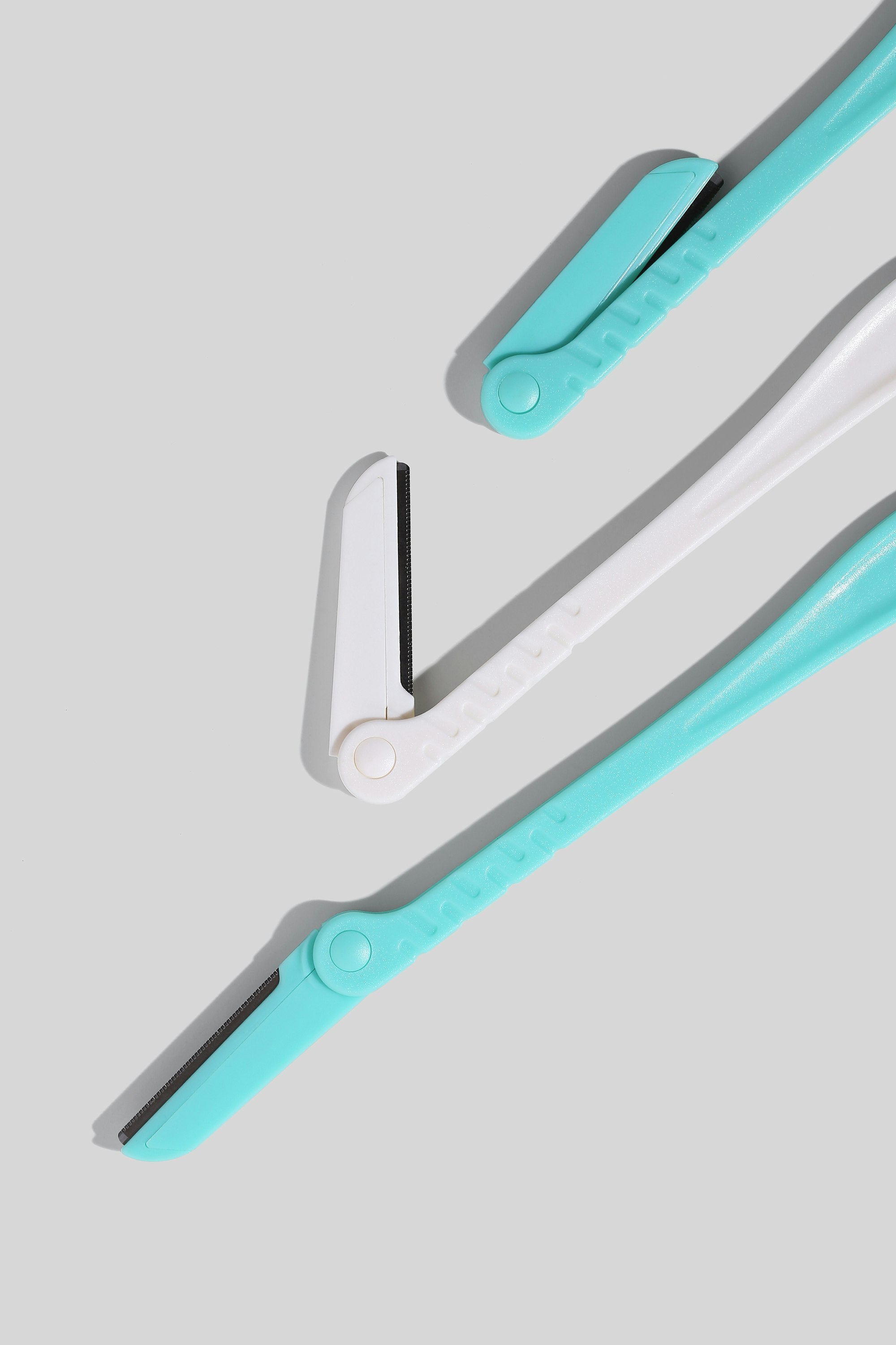 Foldable Eyebrow Razor with Precision Cover, Pack of 3