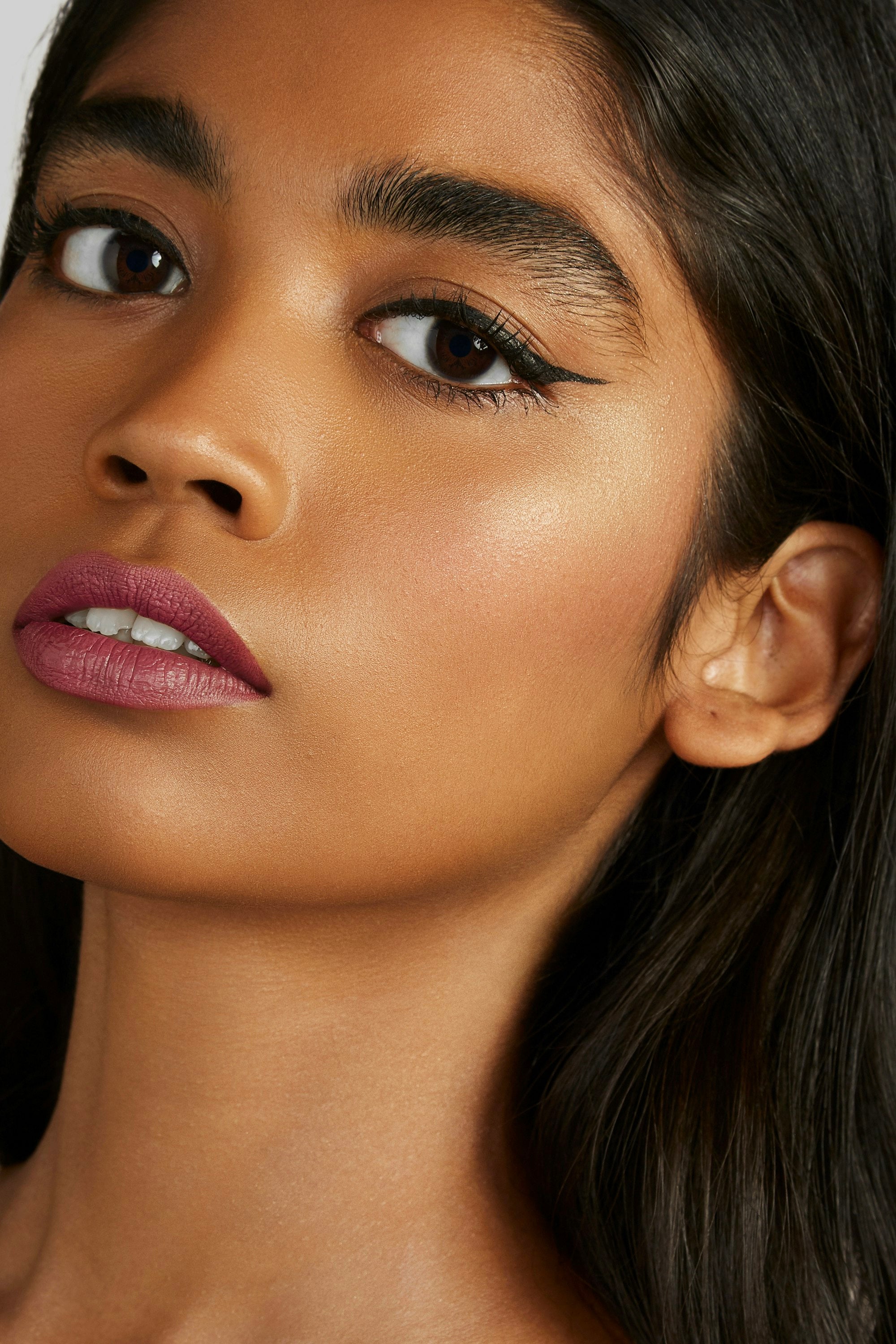 Flash Cat Eye Waterproof Brush Tip Liquid Eyeliner