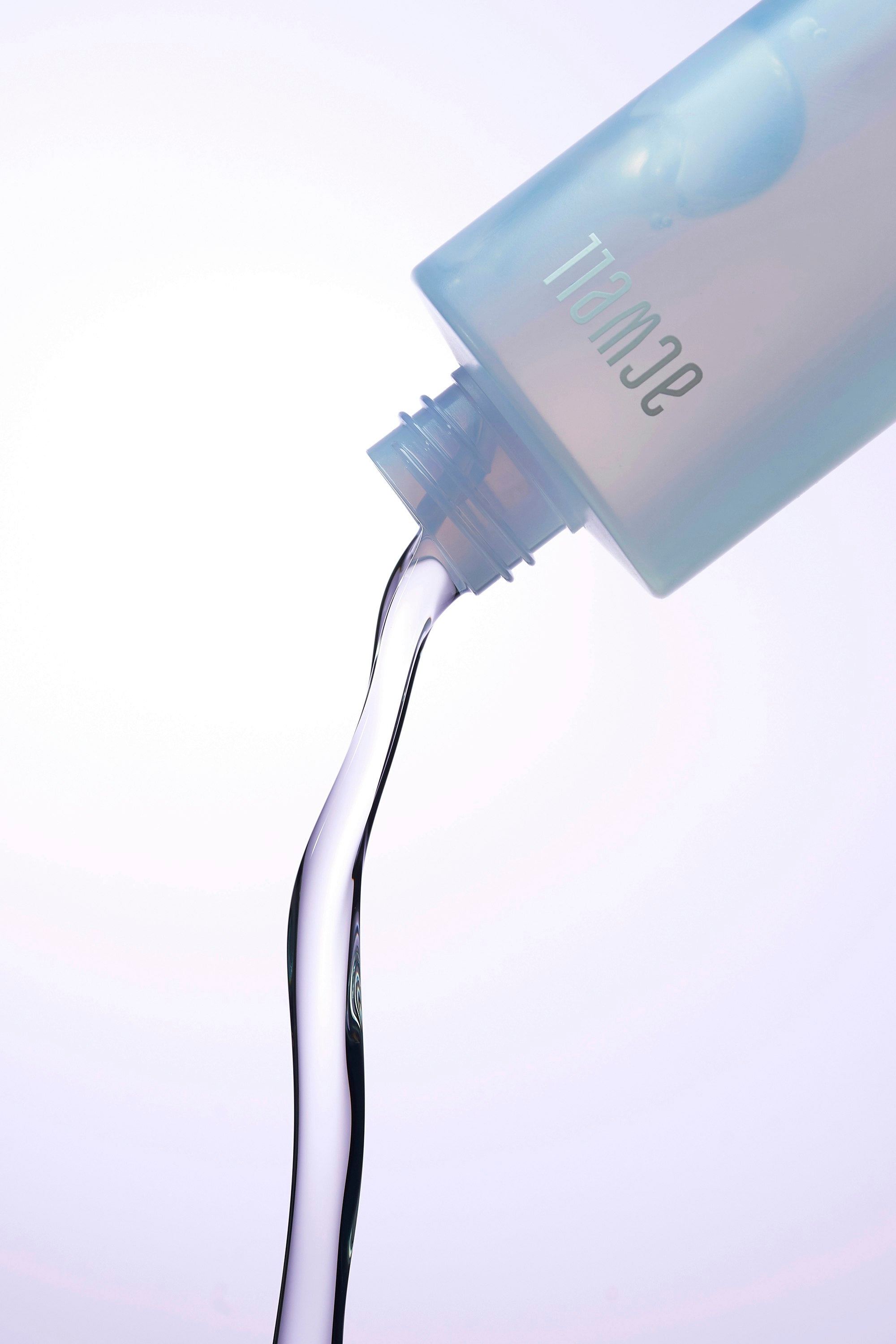 pH Balancing Watery Cleansing Oil