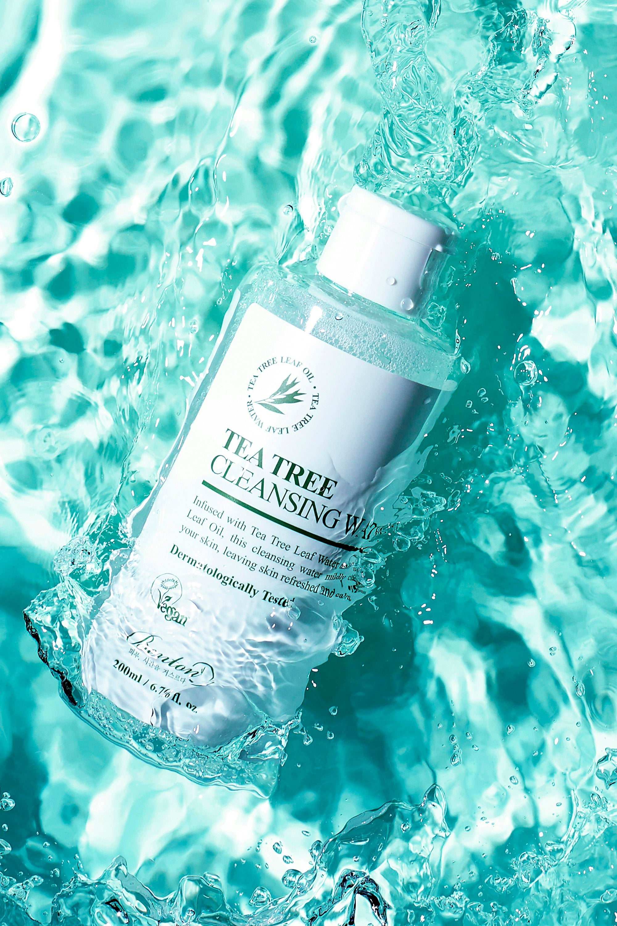 Tea Tree Cleansing Water