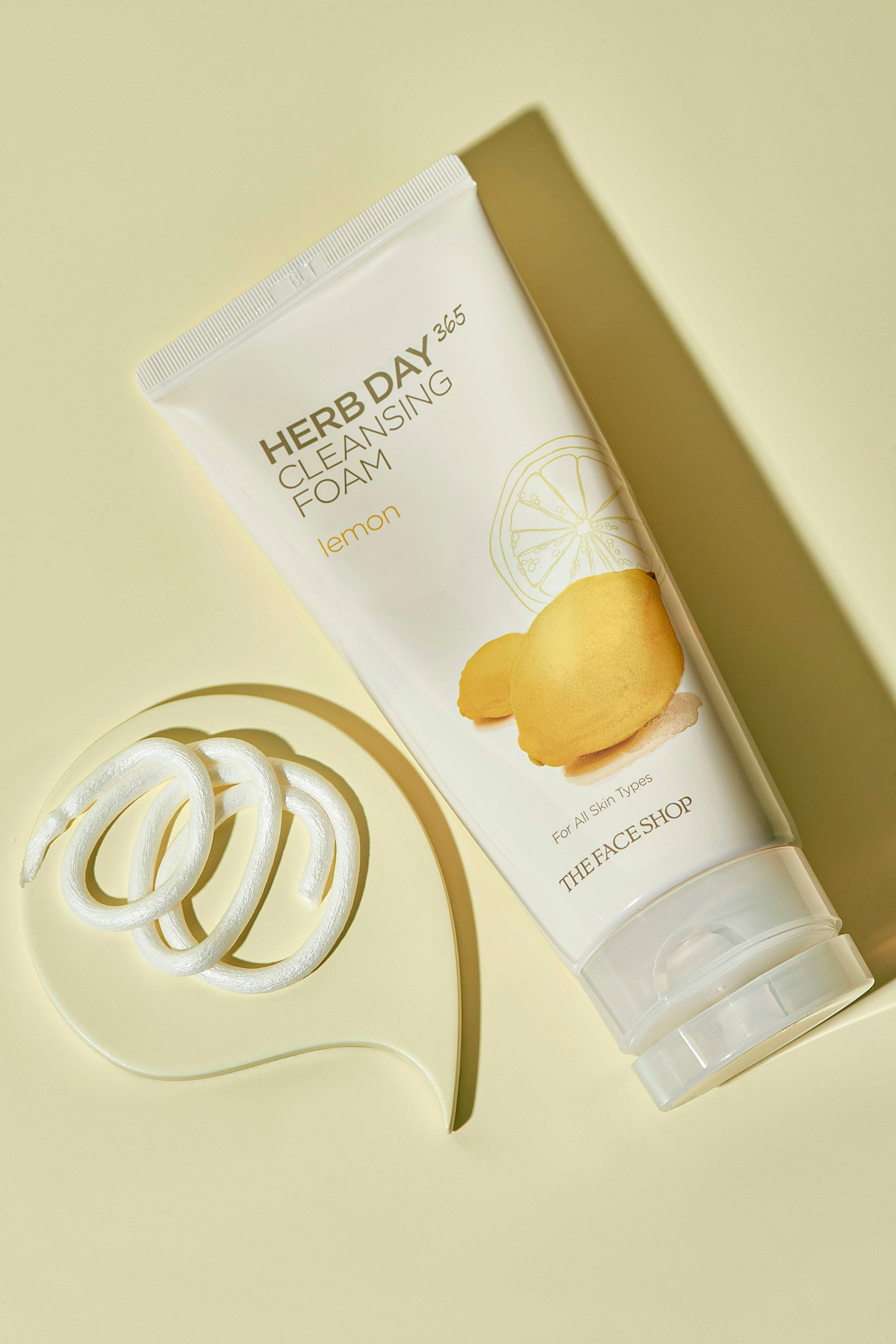Herb Day 365 Cleansing Foam Lemon