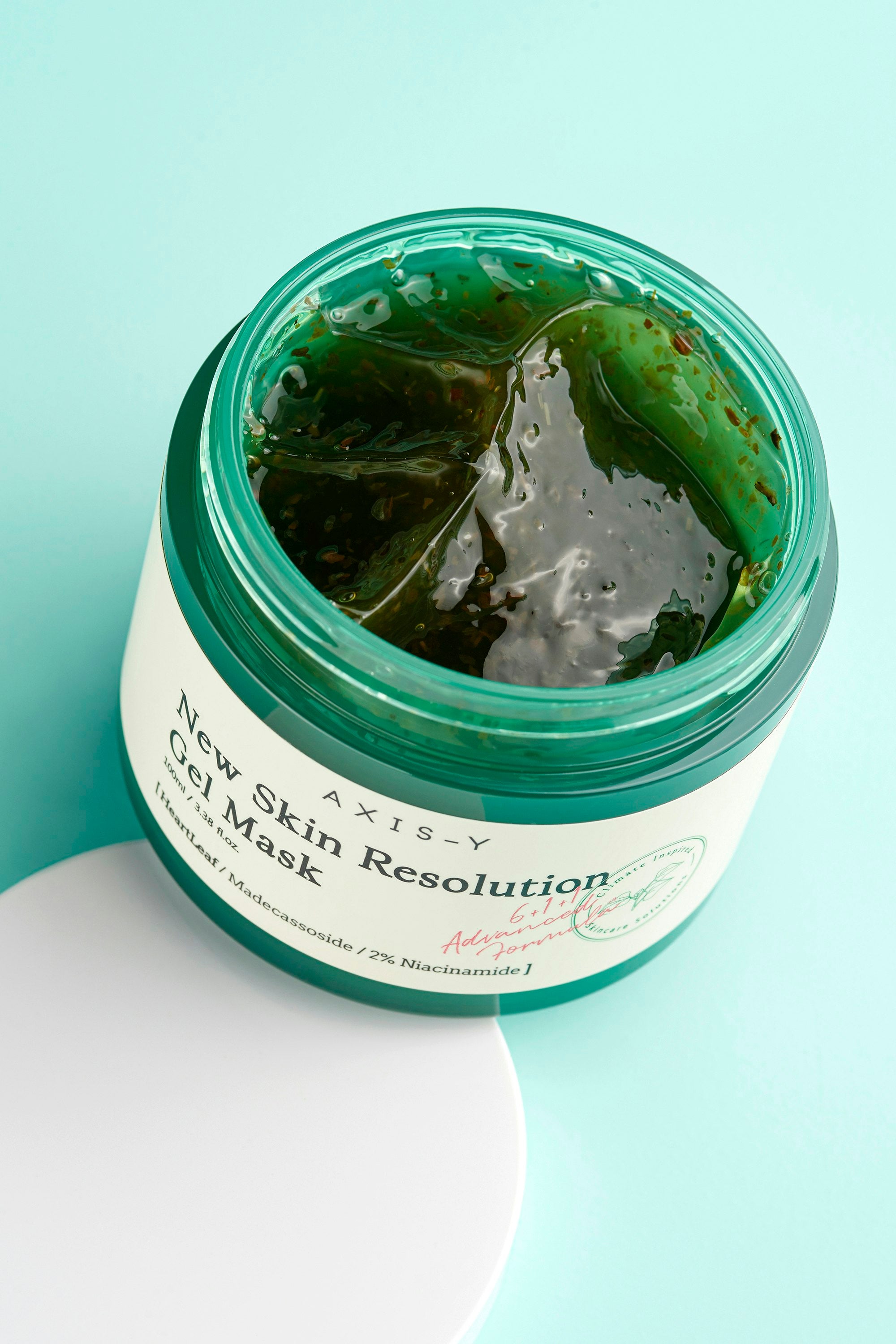 New Skin Resolution Gel Mask