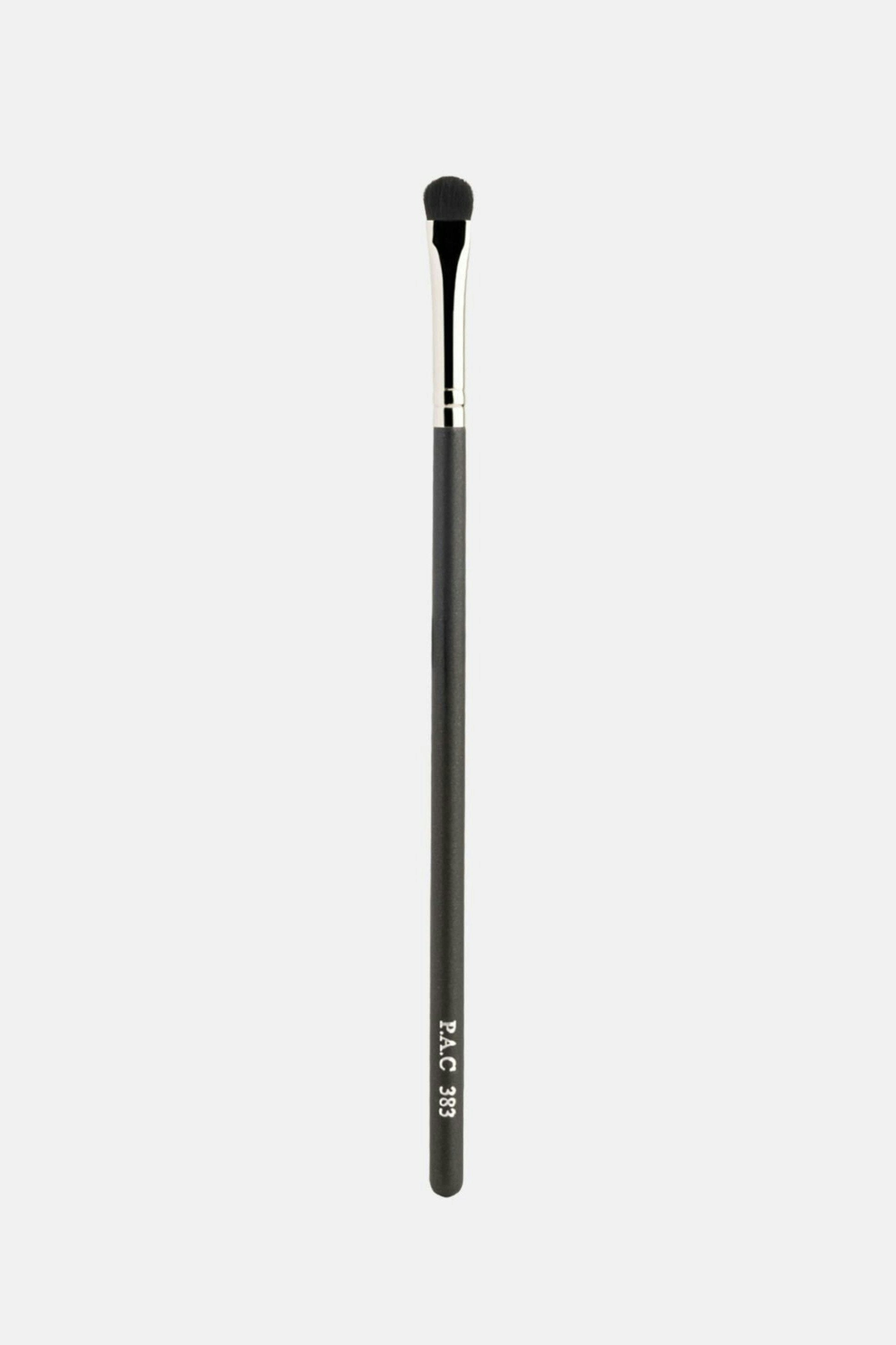 Eyeshadow Application Brush 383
