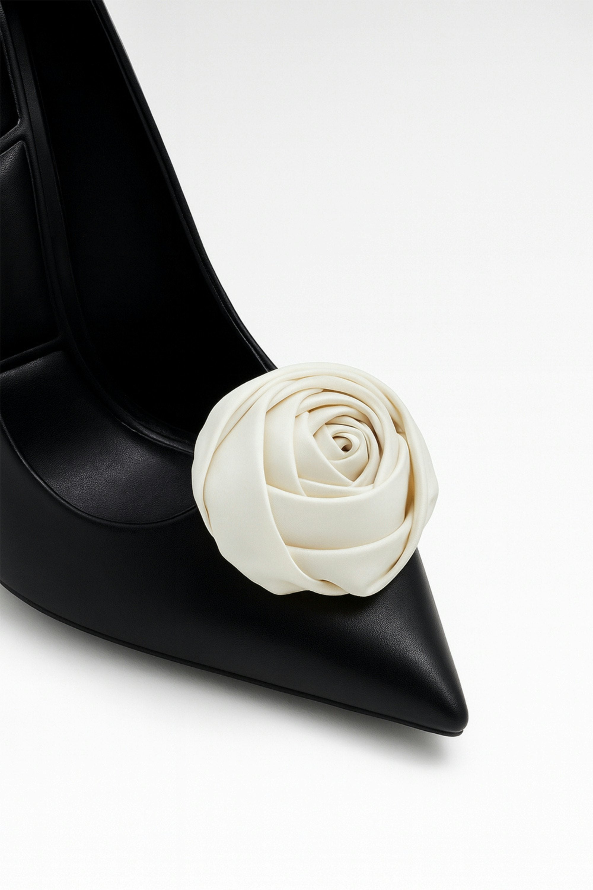 Serenade Women's Shoe Clip On