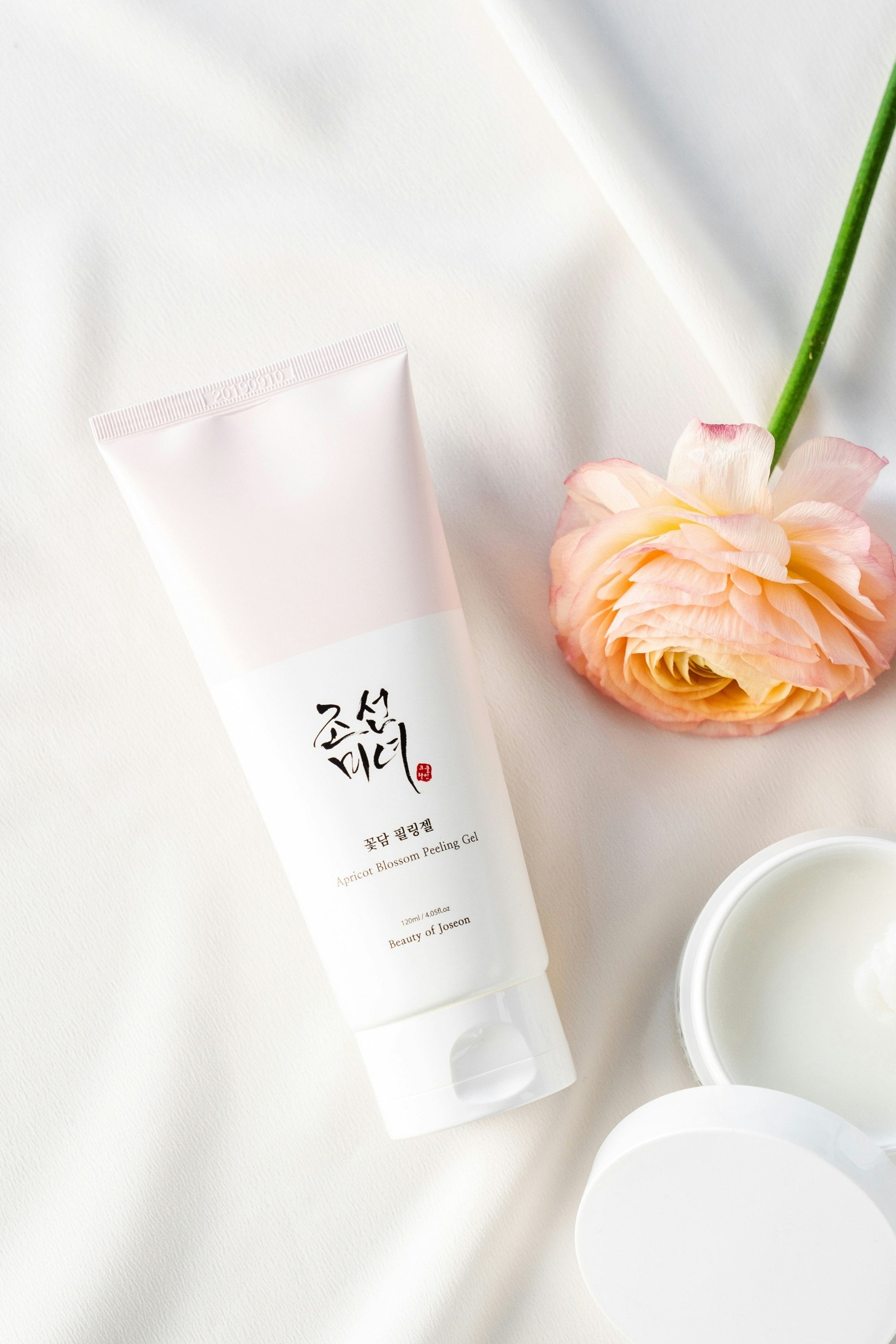 Apricot Blossom Peeling Gel