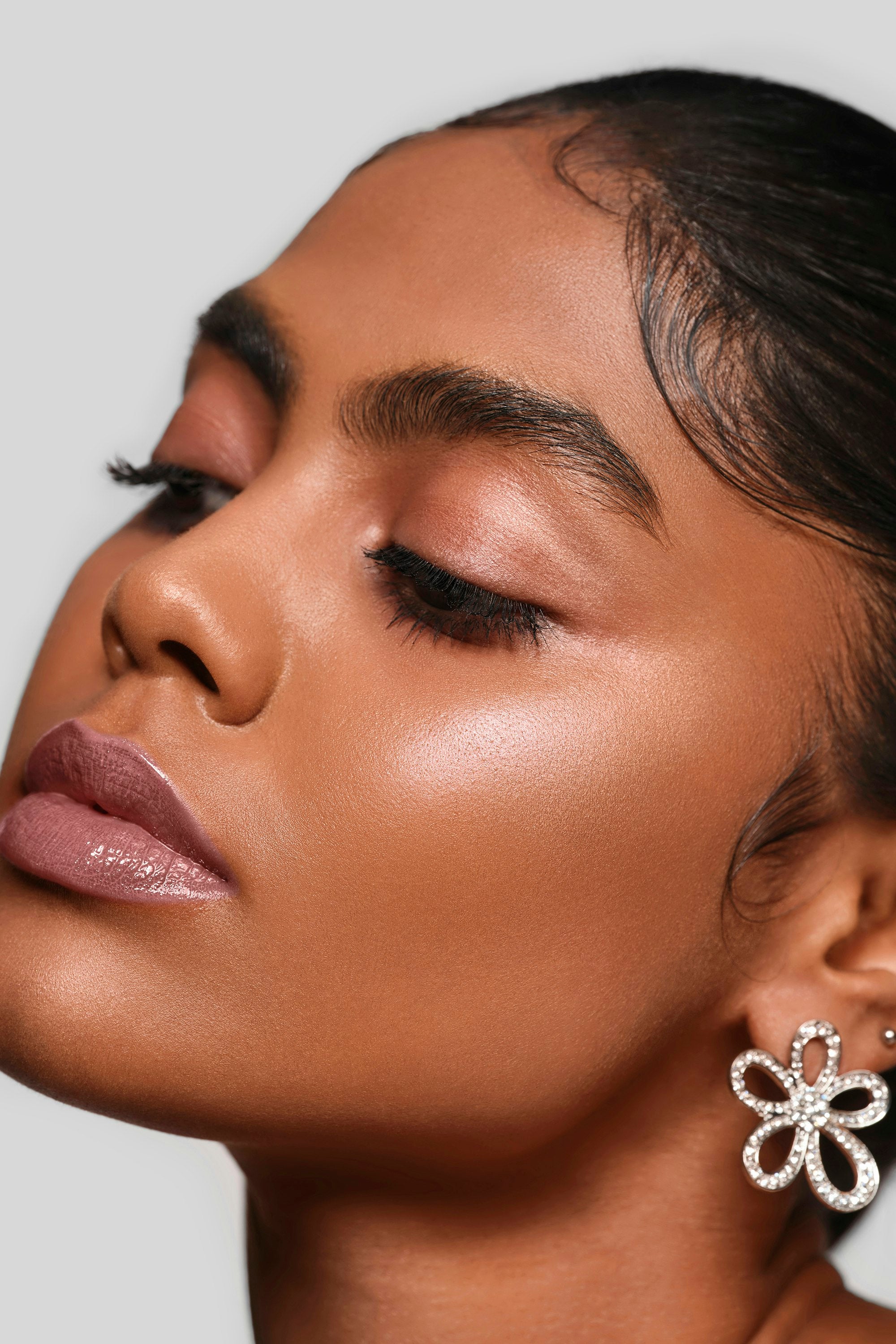 Luv Beam Glow Veil