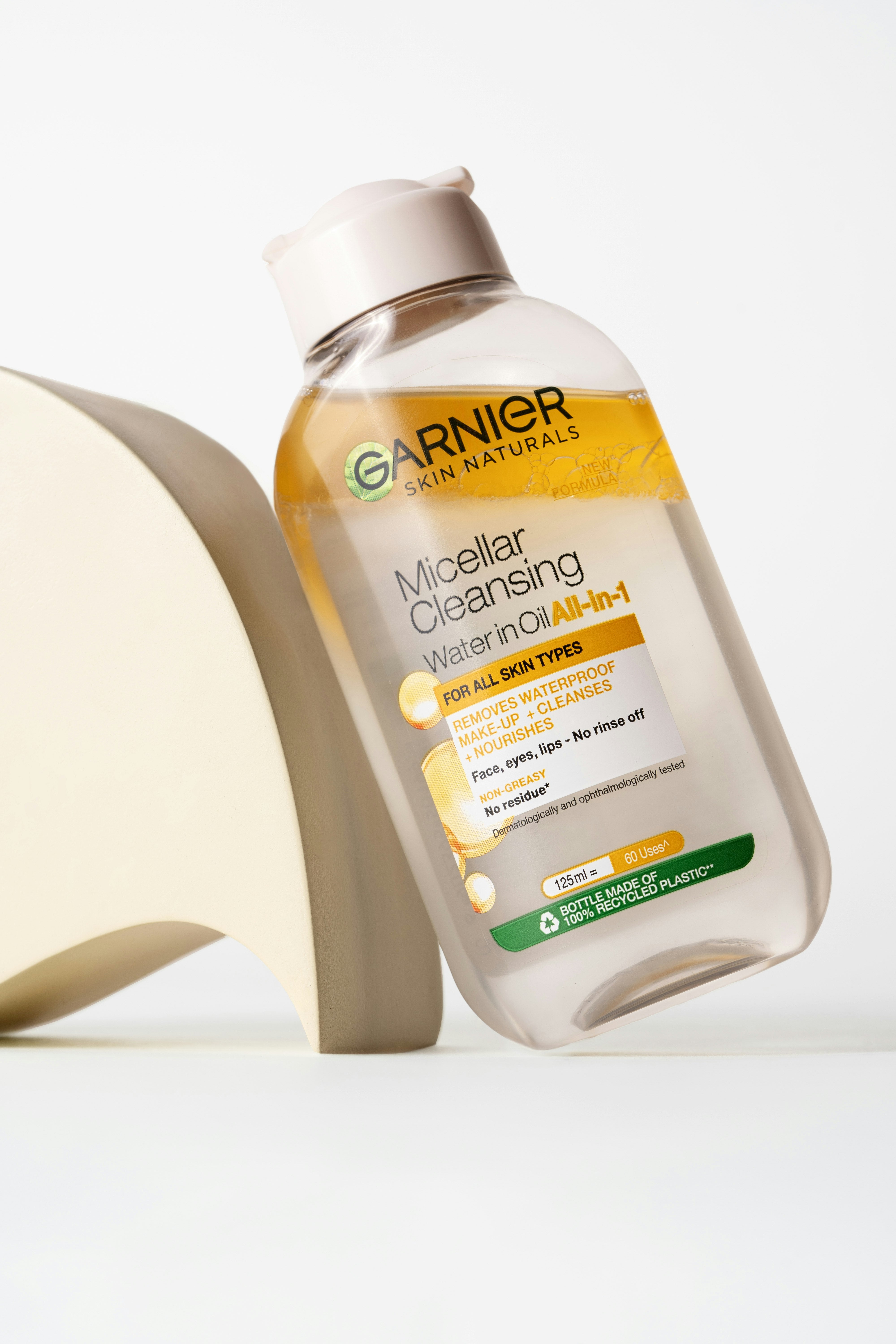 Micellar Cleansing Water In Oil