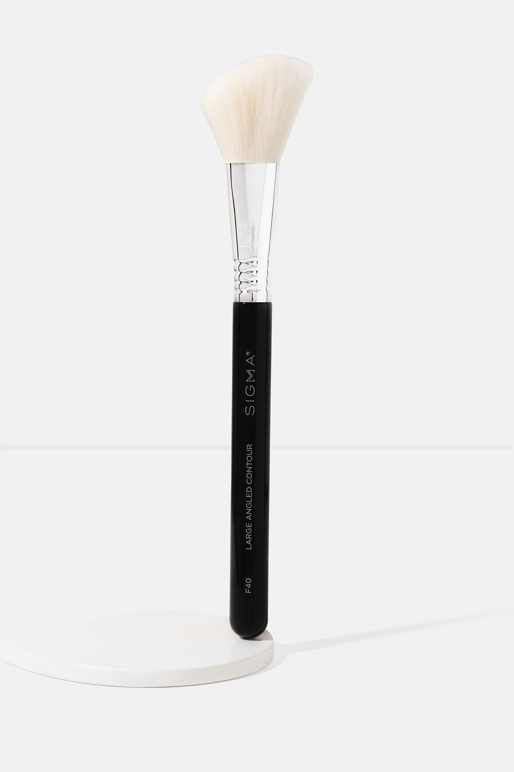 F40 Large Angled Contour Brush