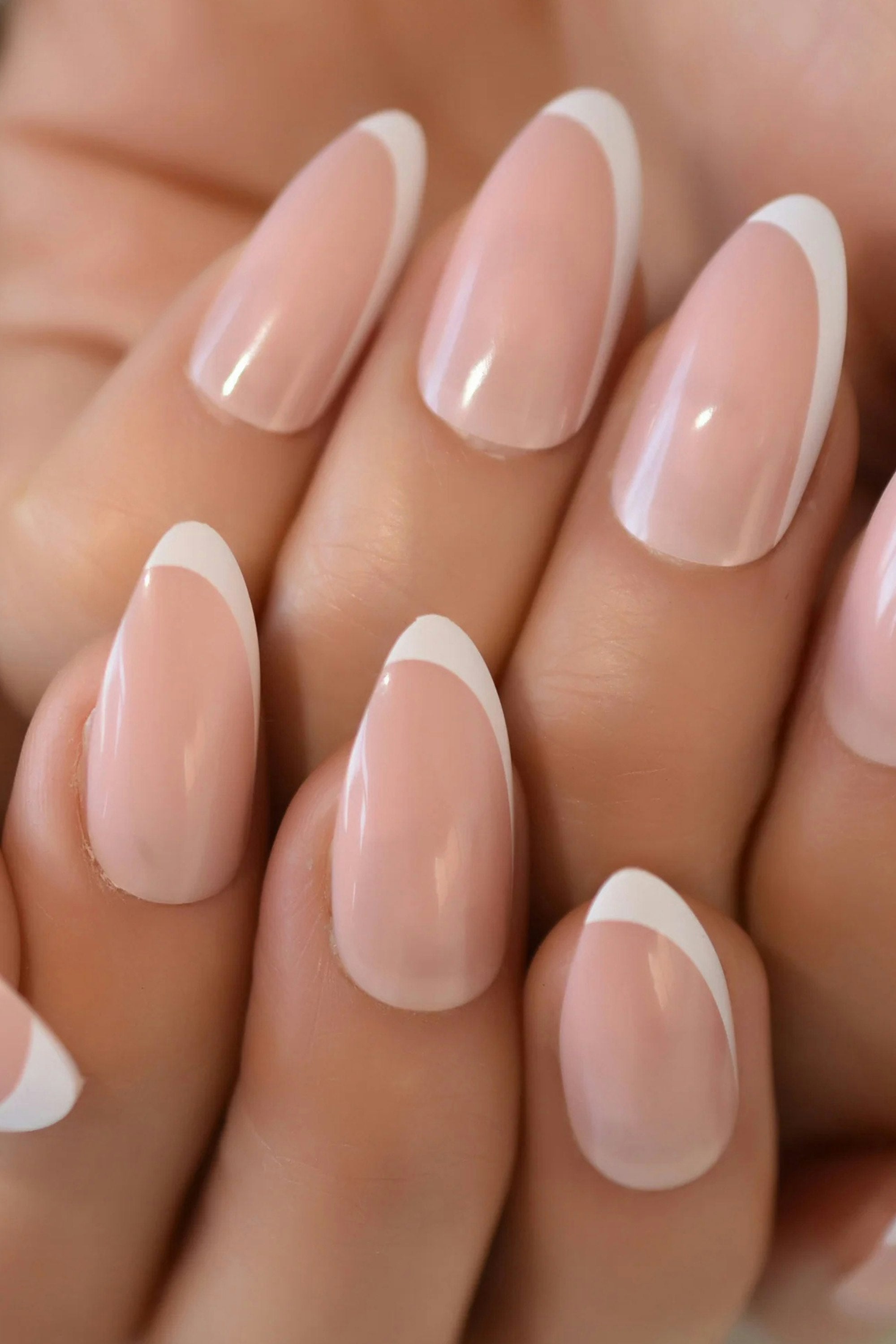 Press On Nail, Champagne