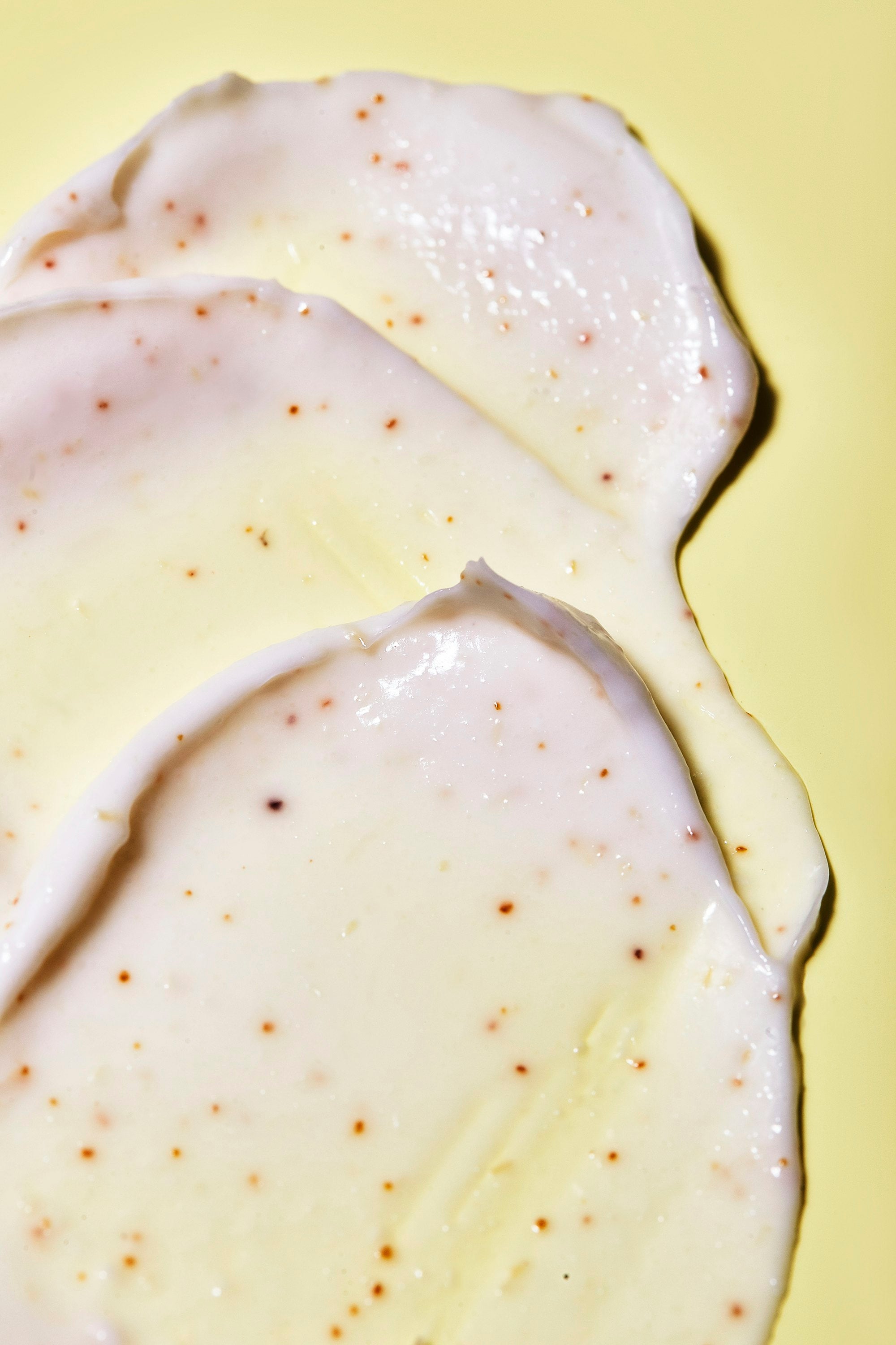 Almond Milk & Honey Gently Exfoliating Cream Scrub