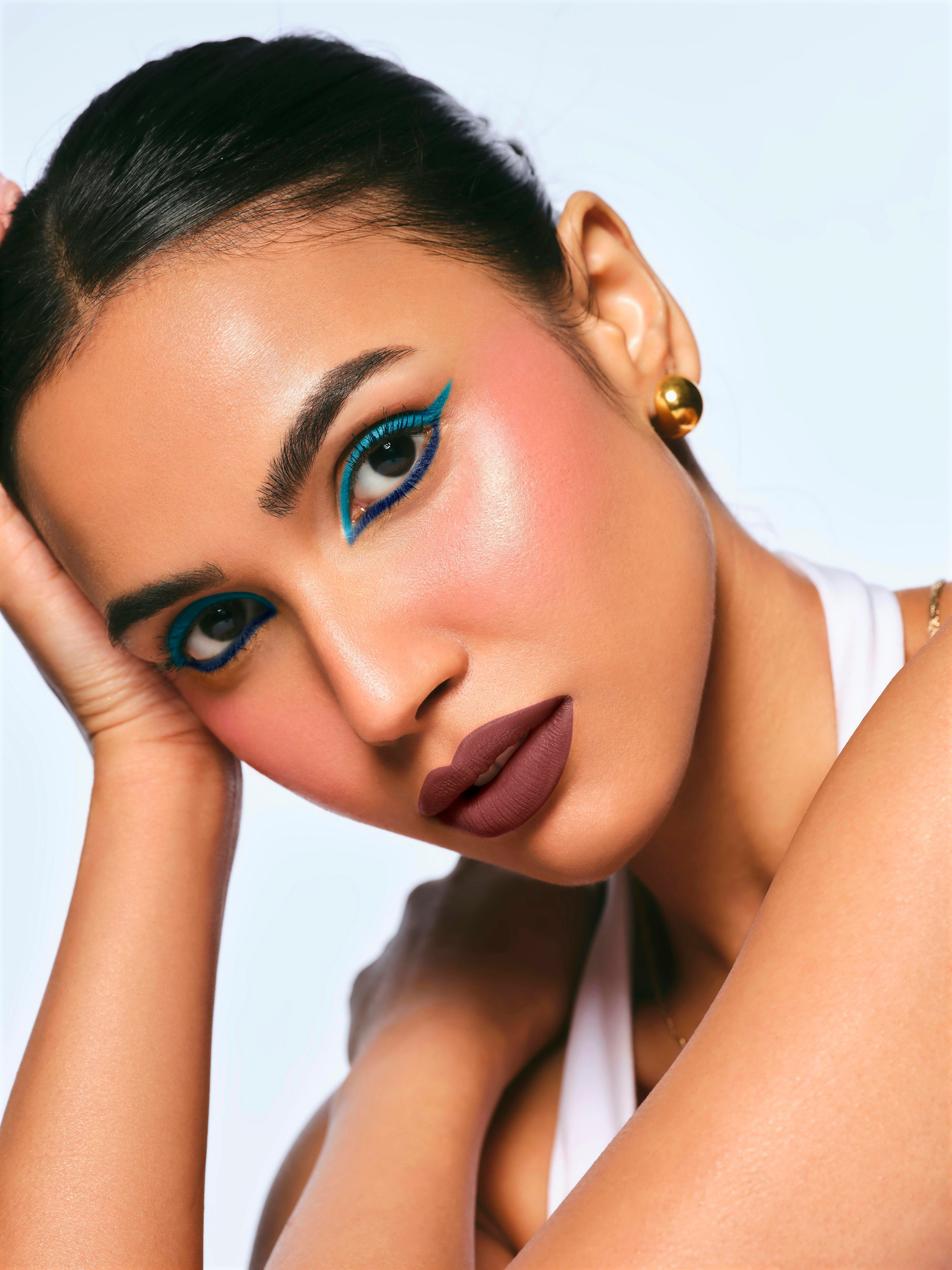 Color Riche Intense Volume Matte Lipstick