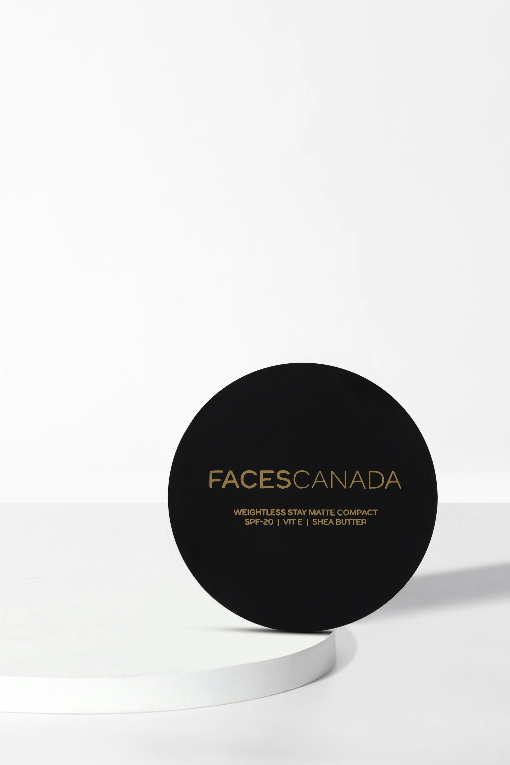 Stay Matte Compact SPF 20
