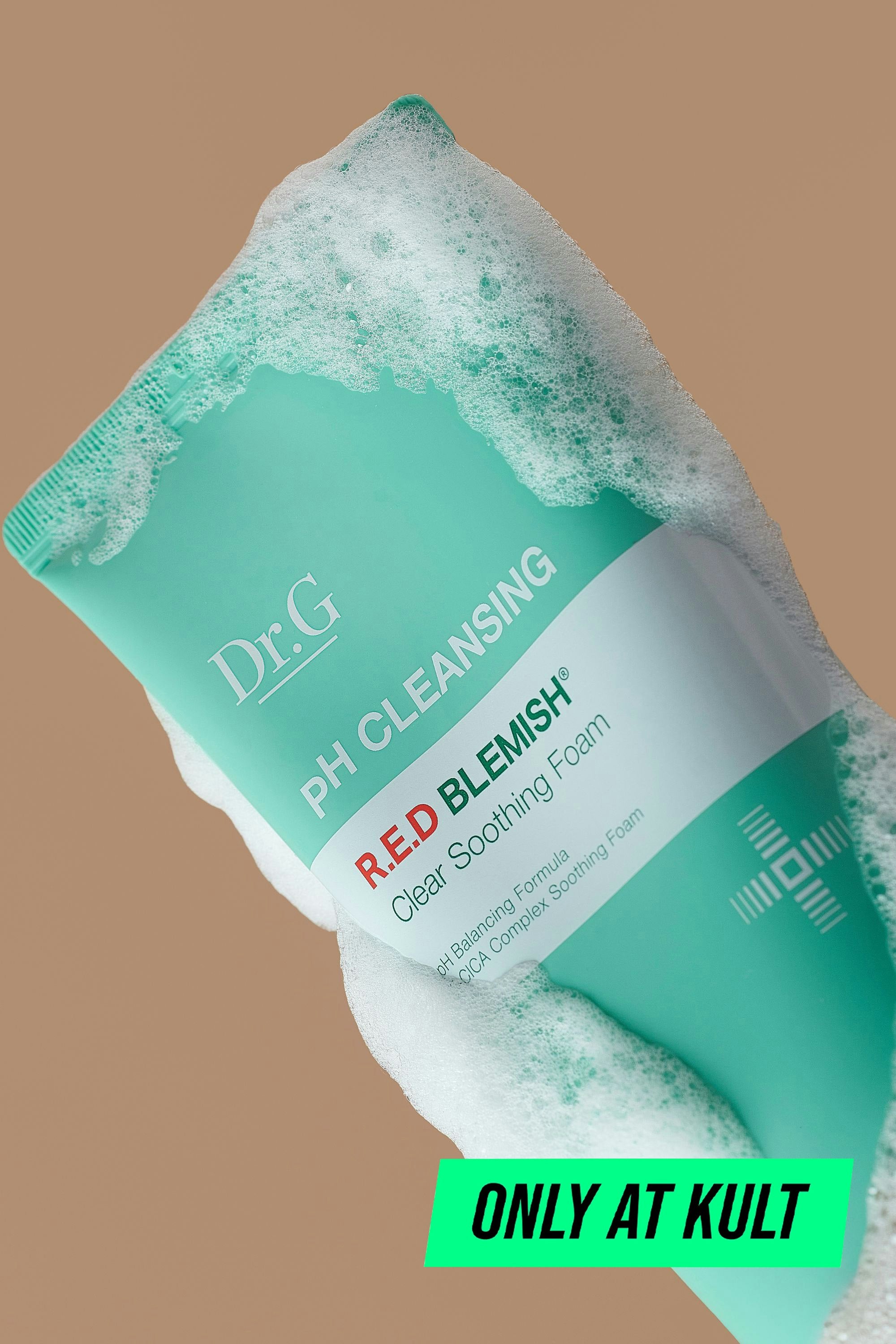 pH Cleansing Red Blemish Clear Soothing Foam