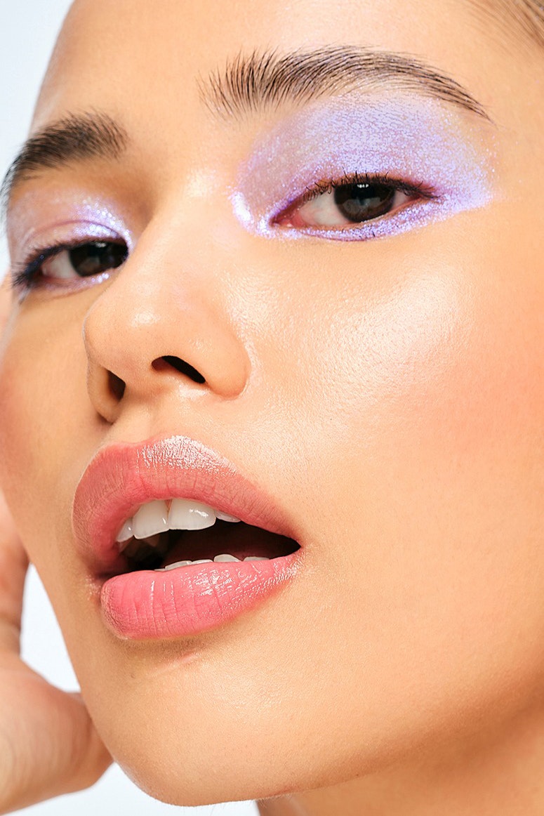 Pure Color Envy Color Replenish Lip Balm