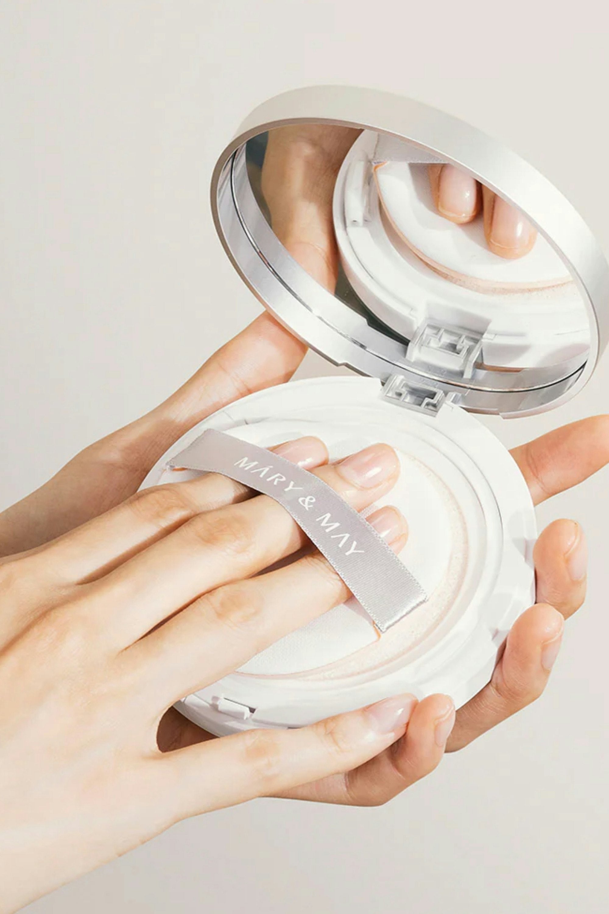 Vegan Niacinamide Panthenol Sun Cushion SPF50+ PA++++