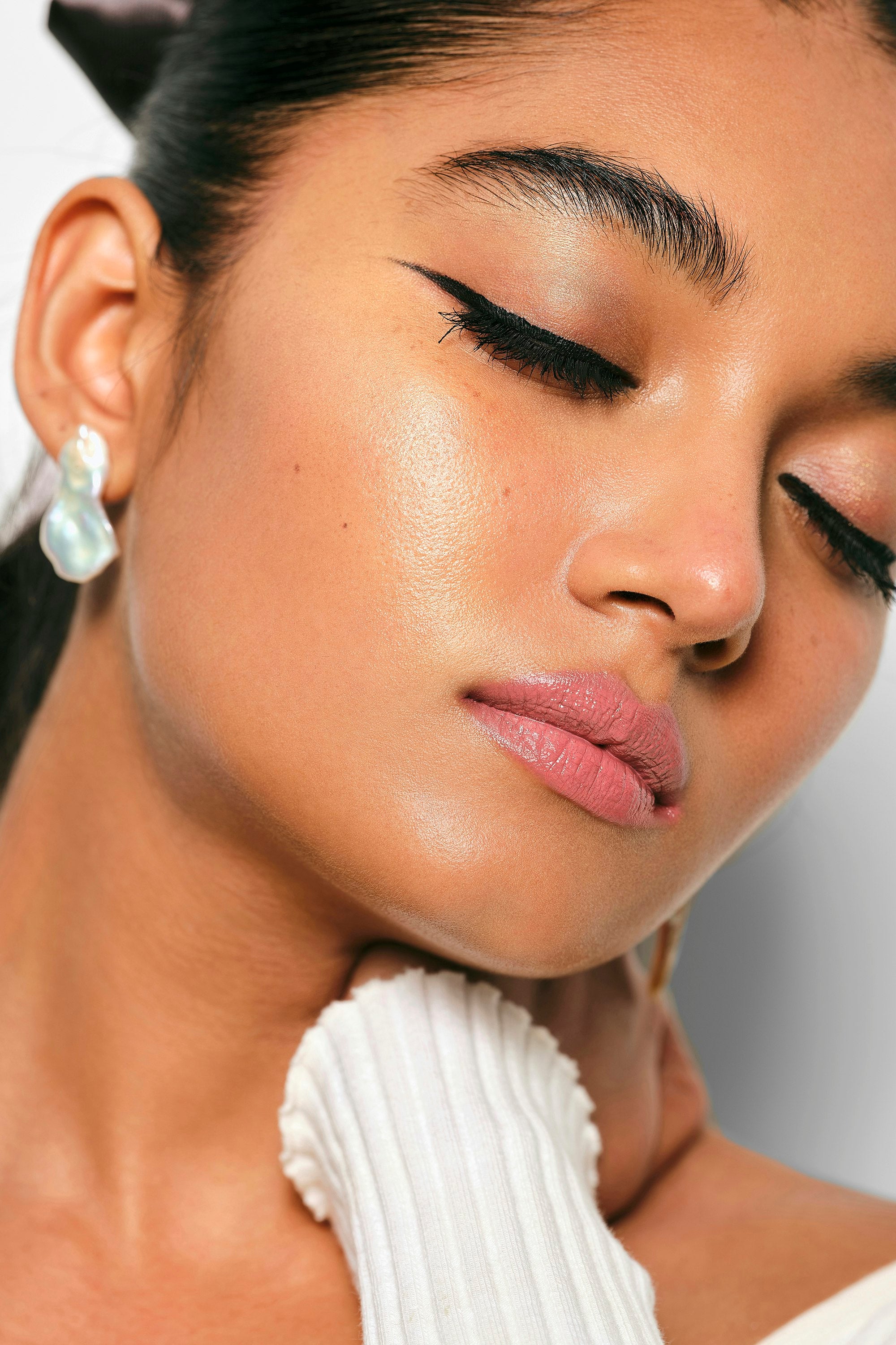 Iced Out Highlighter