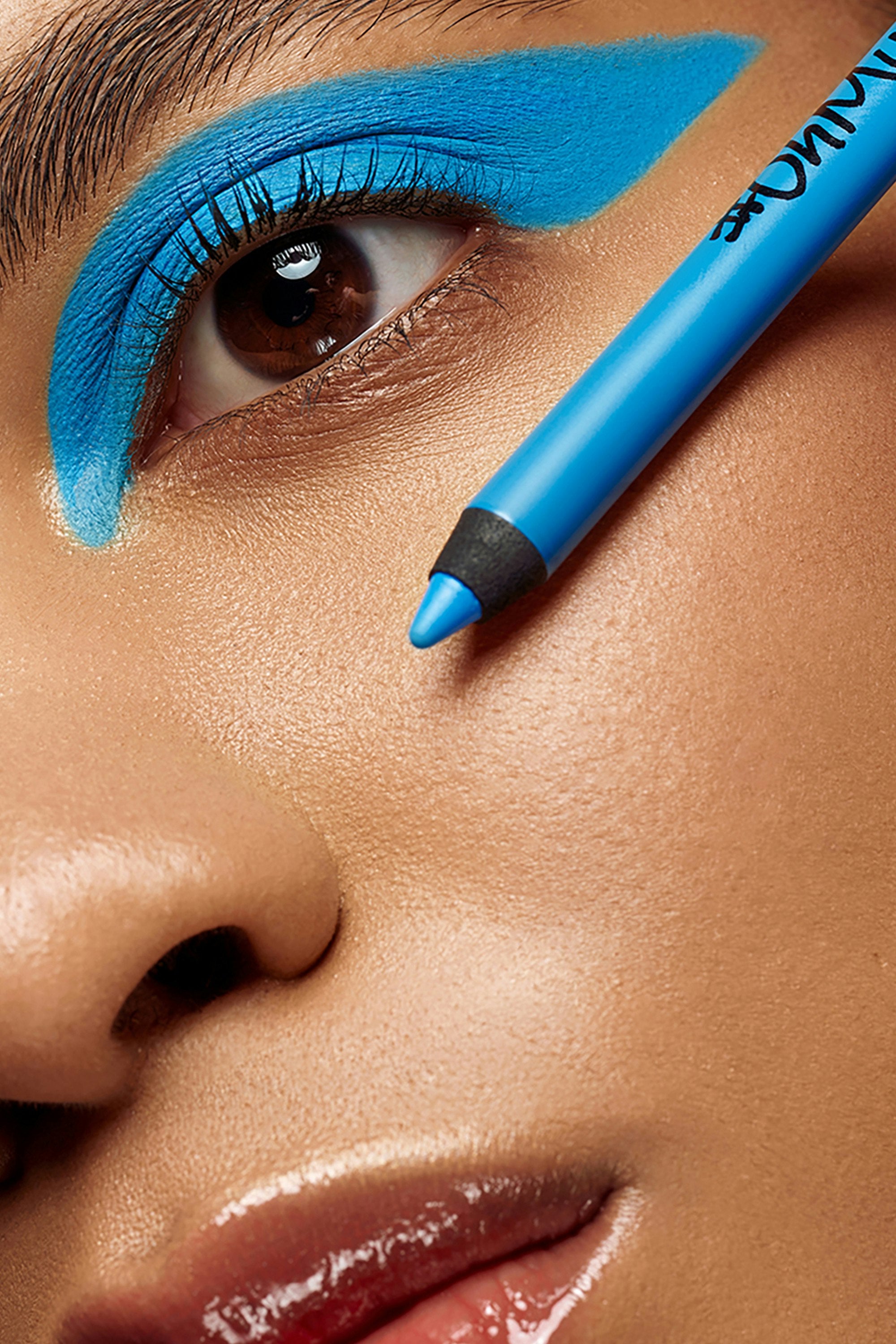 Long Lasting Oh My Color Gel Eye Liner