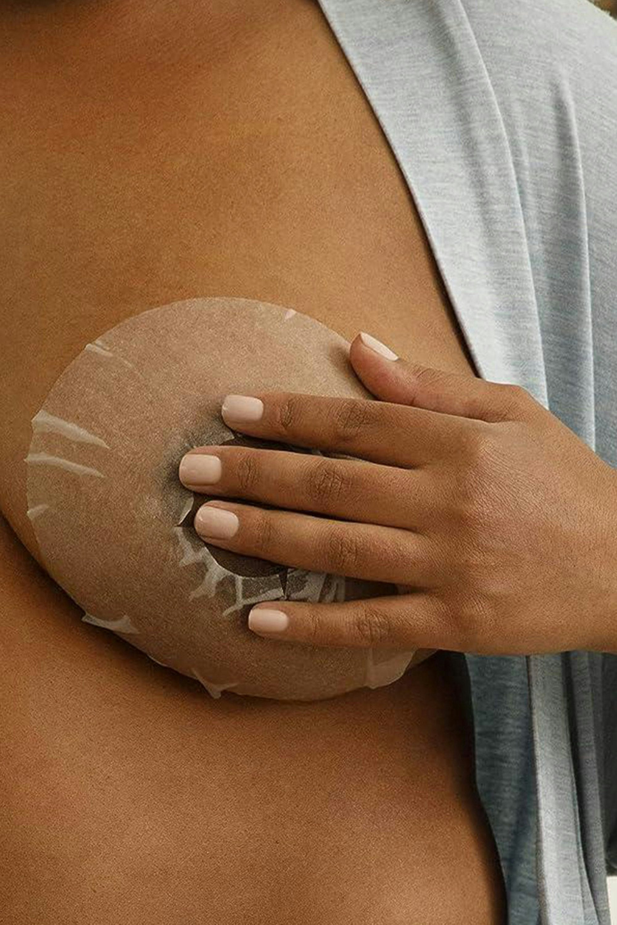 Moisturizing & Firming Breast Mask