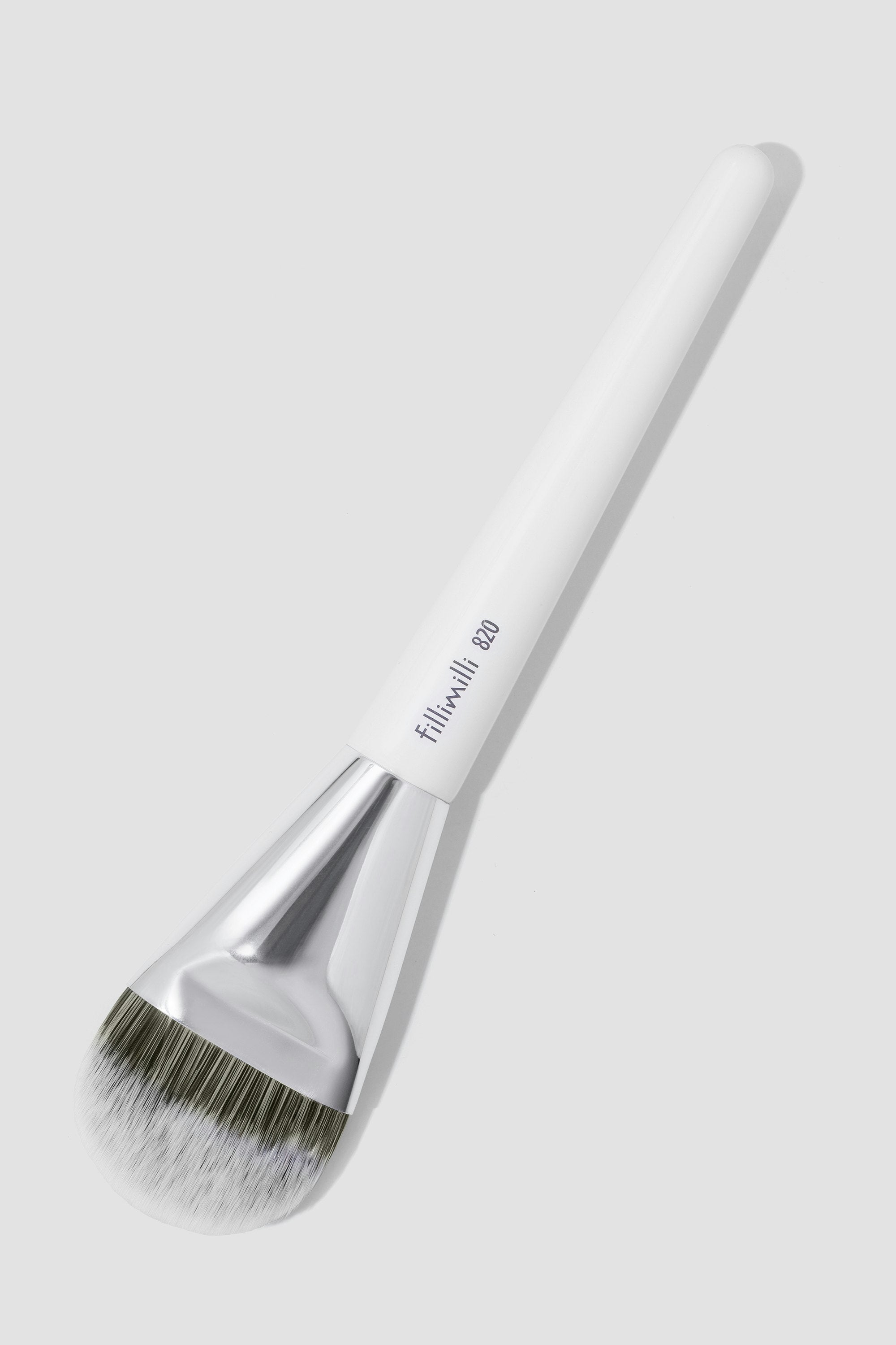 Flat Foundation Brush 820, 1 Piece