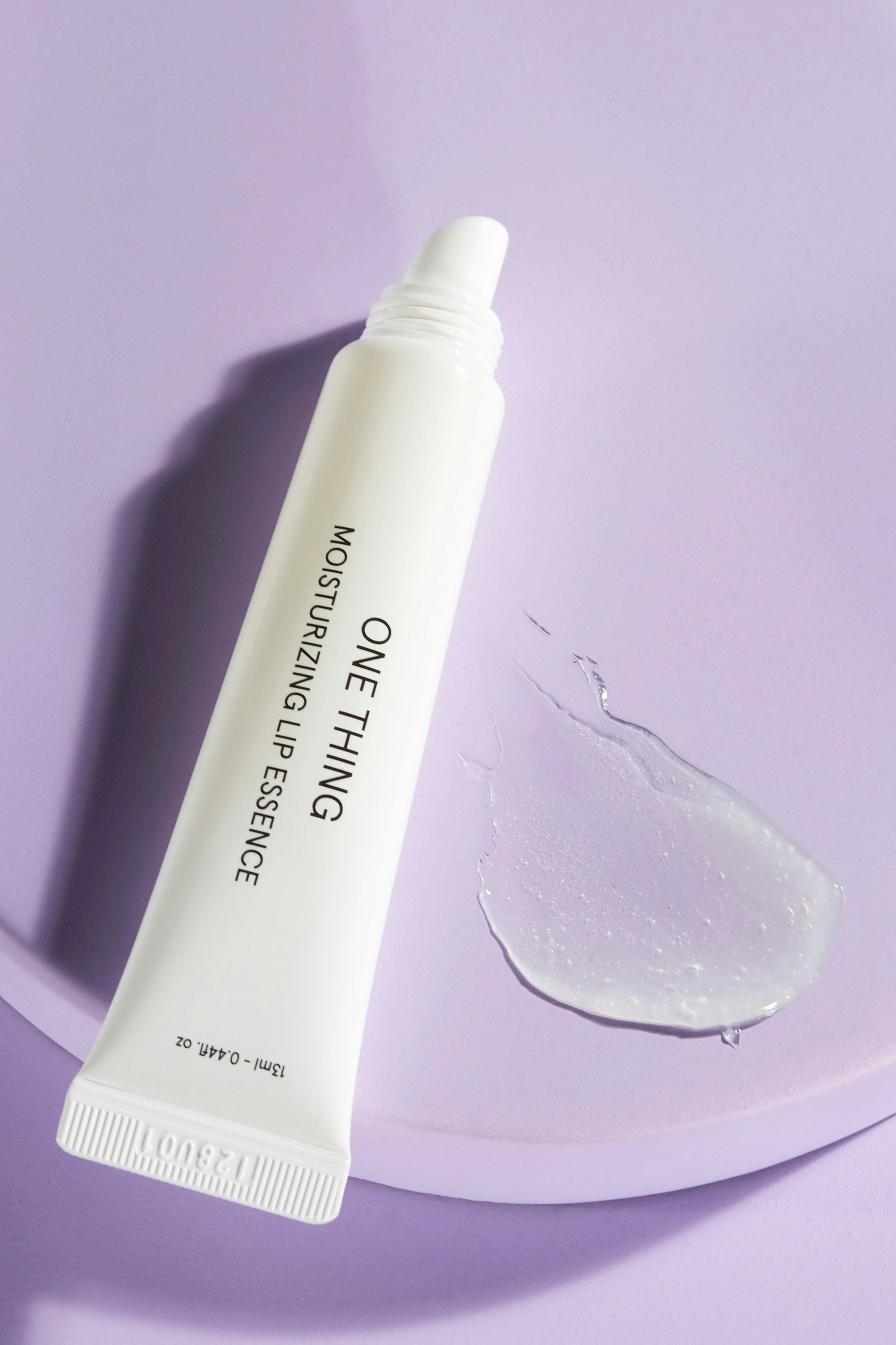 Moisturizing Lip Essence