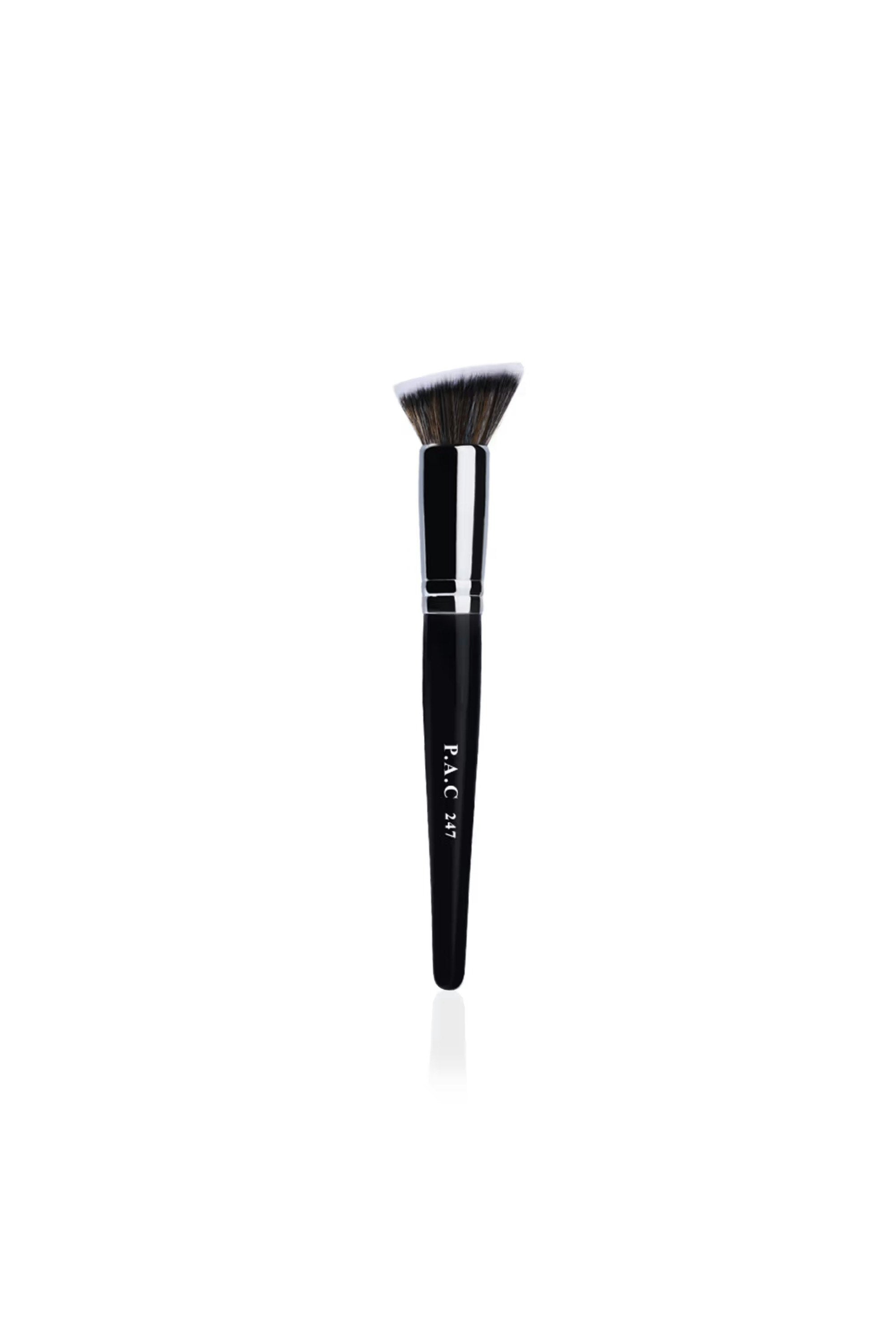 Contouring Brush 247